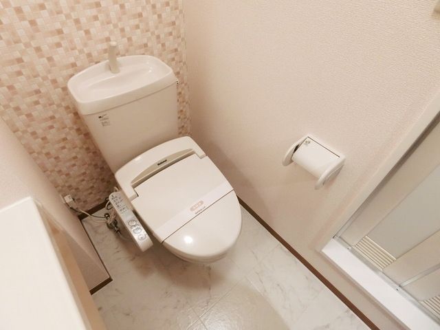 【ジュネスのトイレ】