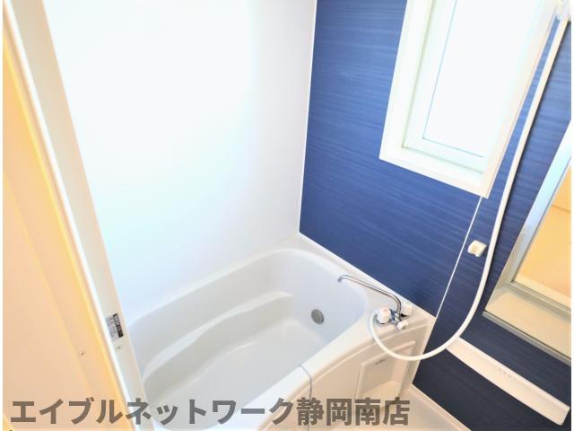 バス・シャワールーム　きれいなお風呂です