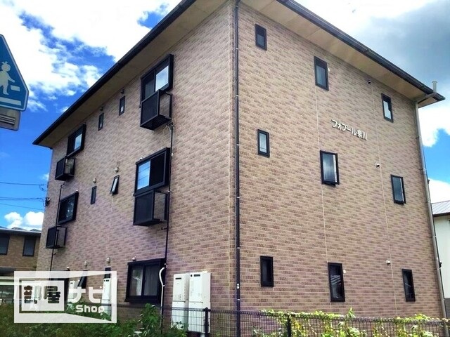 【フォブール泉川の建物外観】