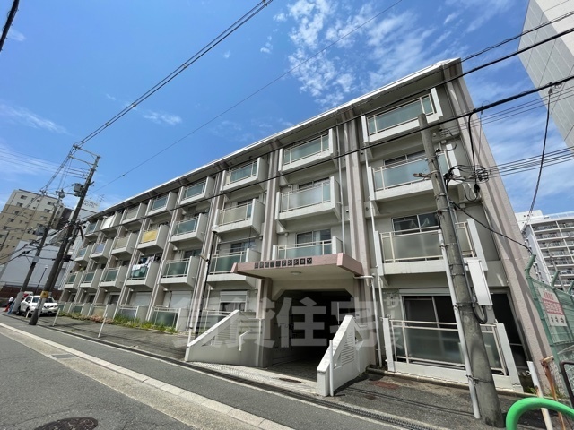 西駅前吉田マンションの建物外観