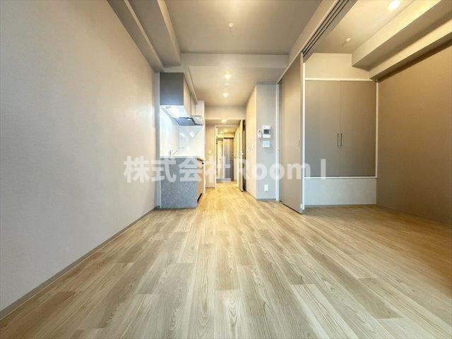 居室・リビング　こちらの居間で趣味の時間をお楽しみください