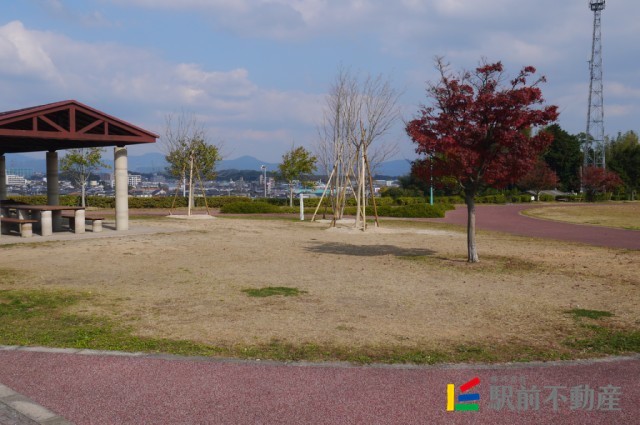 その他　東公園（その他）まで100m