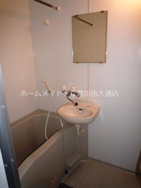 洗面設備　同型別部屋写真