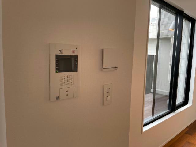 セキュリティ　TVモニターインターホン