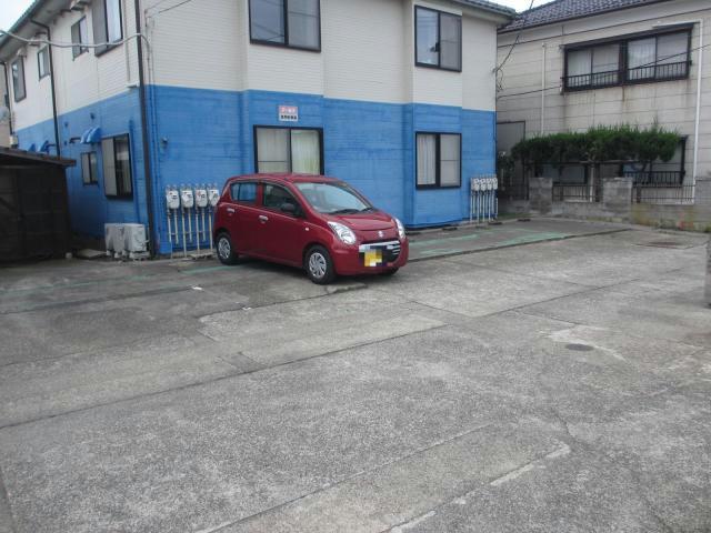 駐車場　駐車場