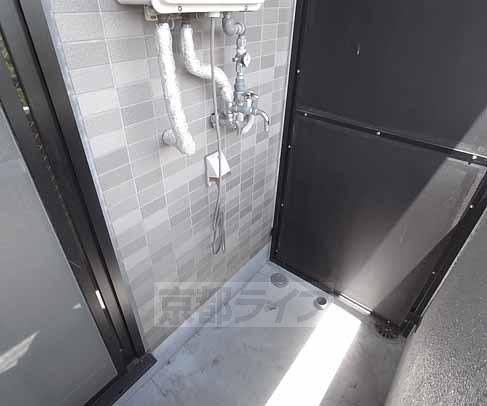 その他設備　室外洗濯機置き場