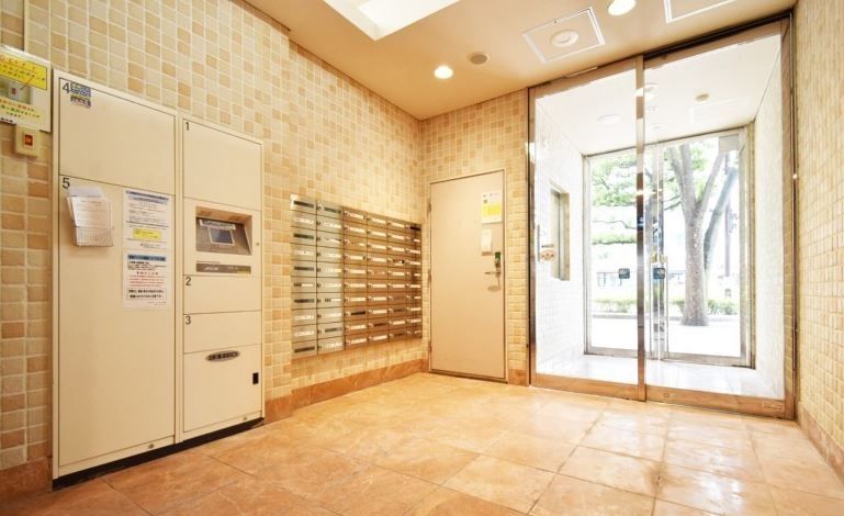 ロビー　エントランス