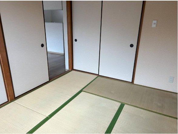 居室・リビング　別号室の画像です。ご参考下さい