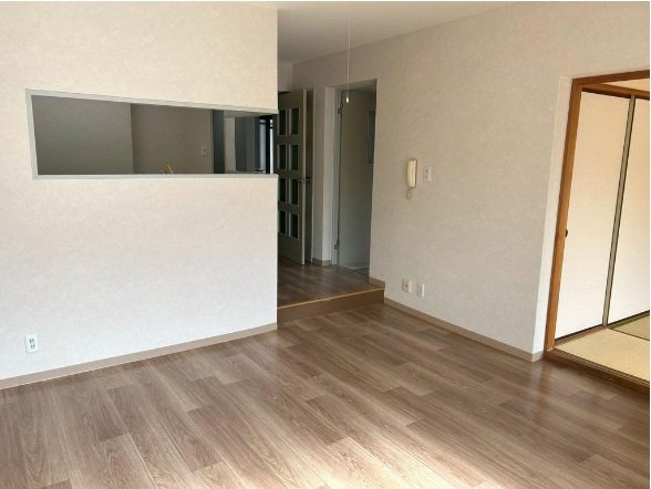 居室・リビング　別号室の画像です。ご参考下さい