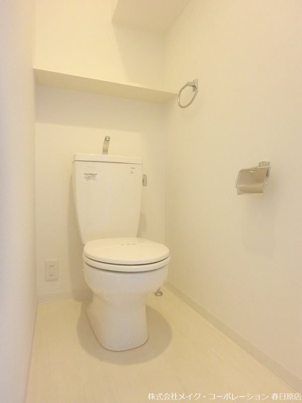 トイレ　写真は同型タイプ