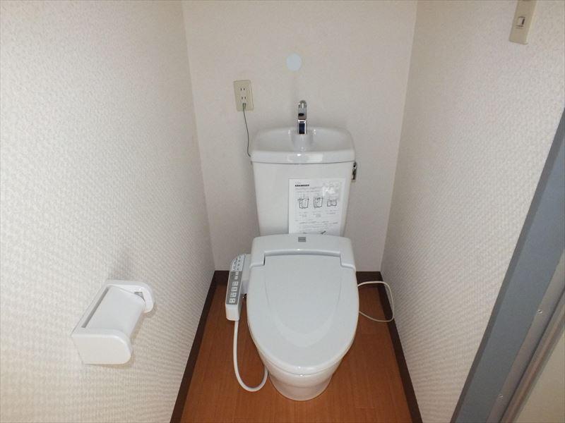 ●プリマヴェーラのトイレ写真