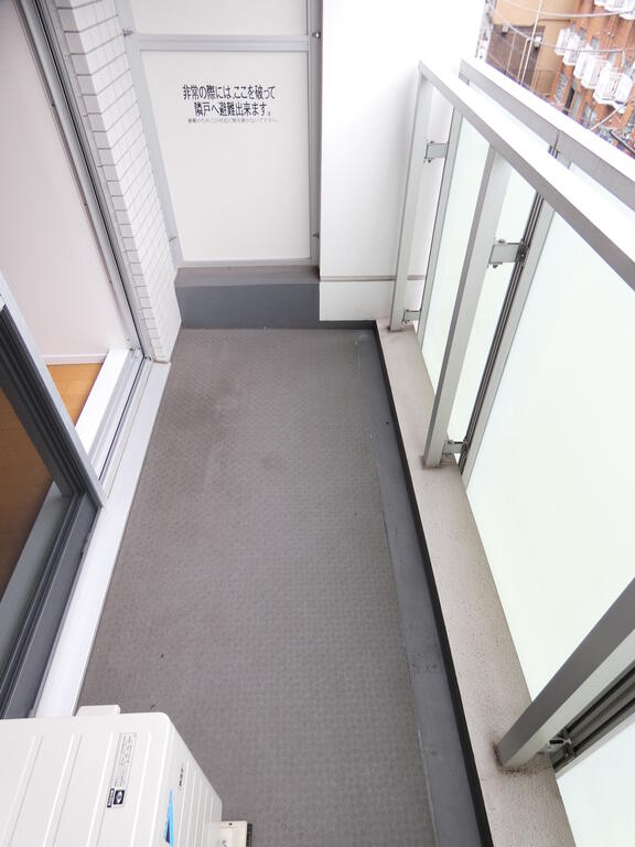 バルコニー　バルコニー