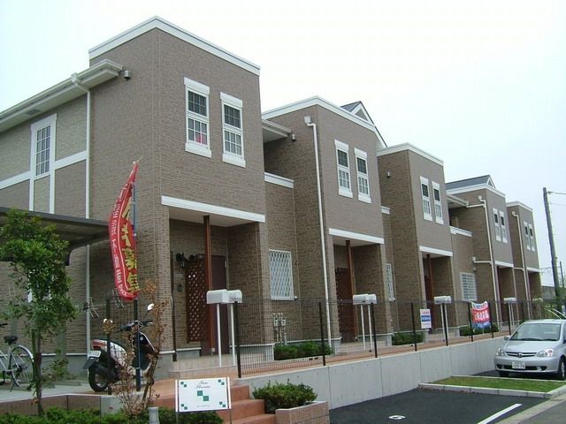 建物外観　オシャレな外観です