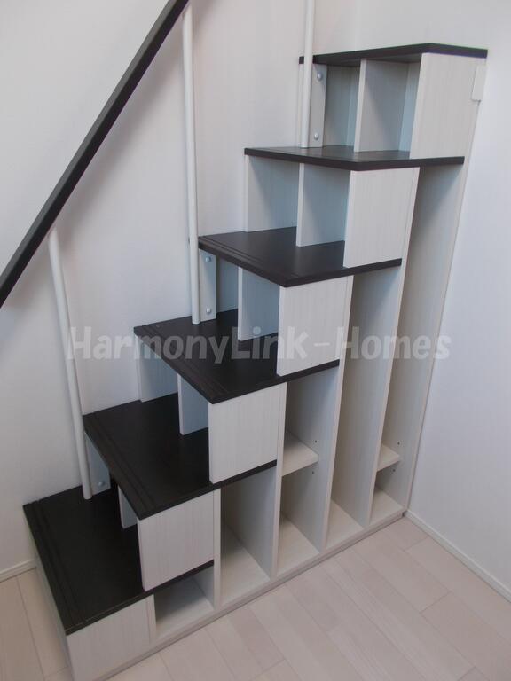 収納　ハーモニーテラス鎌倉の収納付き階段☆