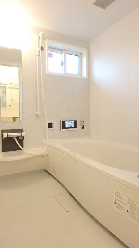 バス・シャワールーム　図面と現状に相違がある場合には現状を優先