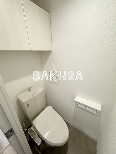 トイレ　嬉しい温水洗浄便座♪