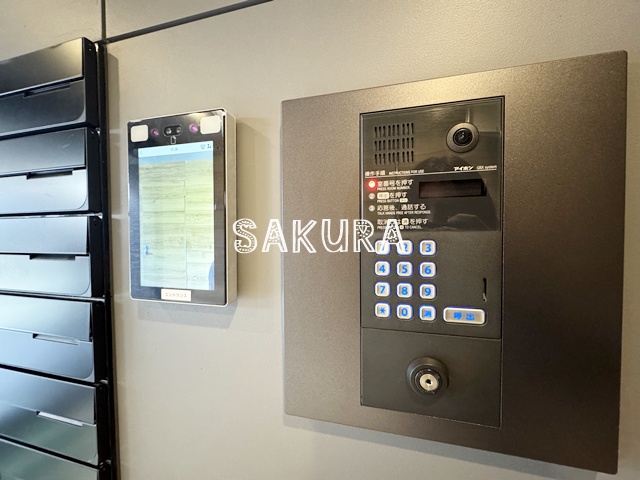 セキュリティ　女性の方でも安心のモニター付きオートロック♪