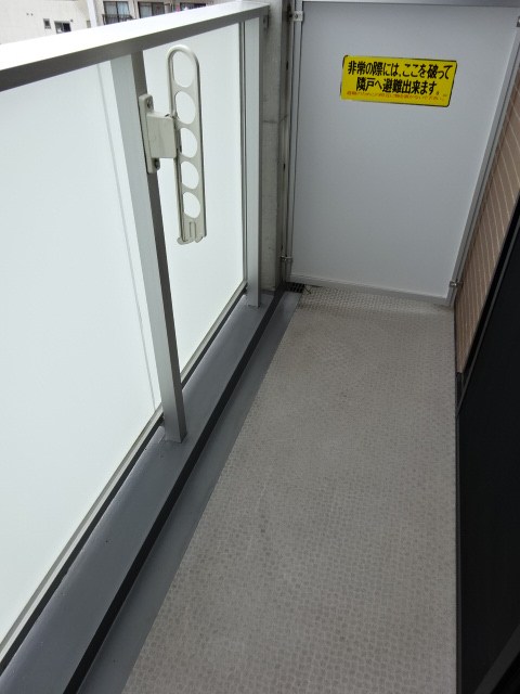 バルコニー　※別室の写真です。ご参照ください。