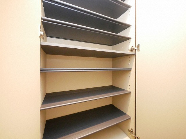 その他設備　シューズクローゼット付きです♪