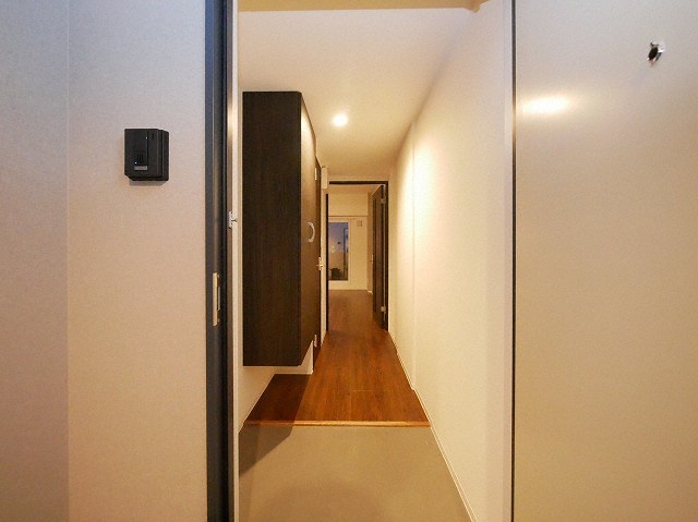 玄関　広々とした玄関です！