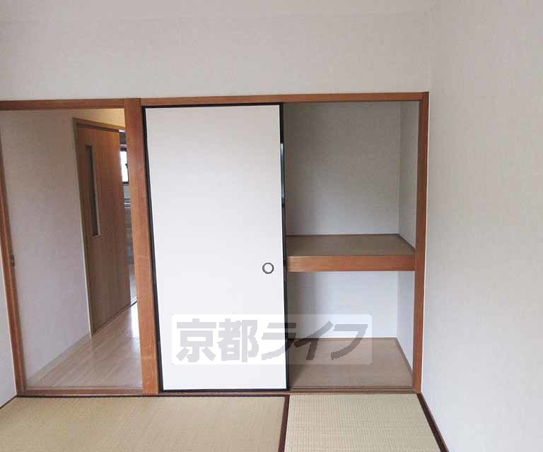 収納　荷物の多い方も安心の大きさです