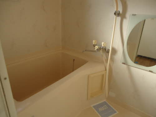 バス・シャワールーム　お風呂です