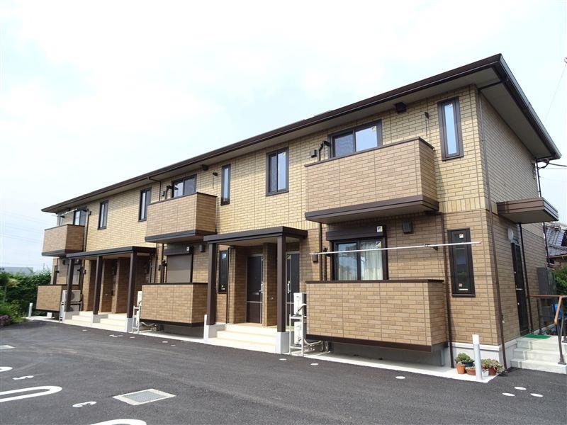 建物外観　おしゃれなレンガ調です