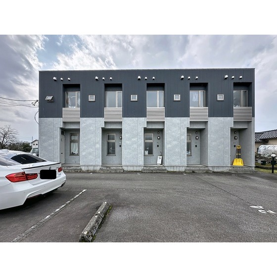 建物外観　II棟外観