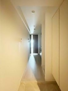 玄関　※同仕様写真含む