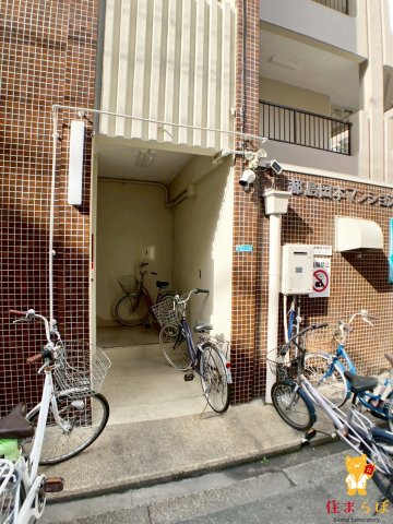 エントランス　「暮らしの設計図は、ここから始まります。」