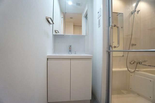 洗面設備　忙しい朝には欠かせない洗面所です