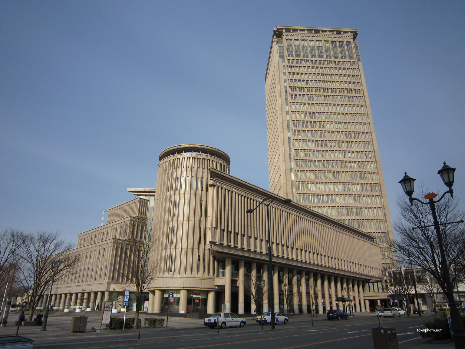 高校・高専　山形県立霞城学園高等学校（高校・高専）まで1585m