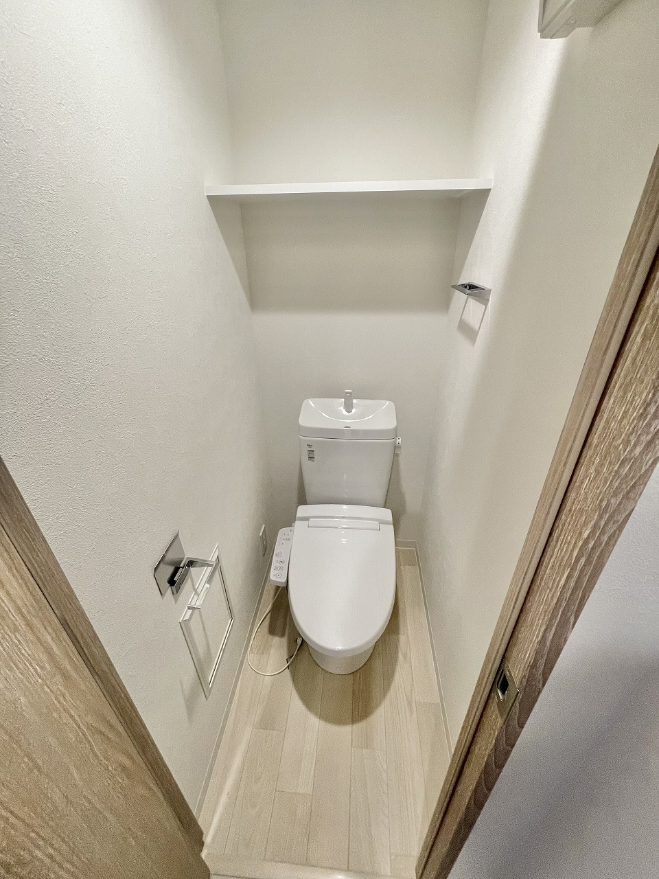 ＪＲ山陽本線 新長田駅 徒歩9分 10階建 築3年のトイレ写真