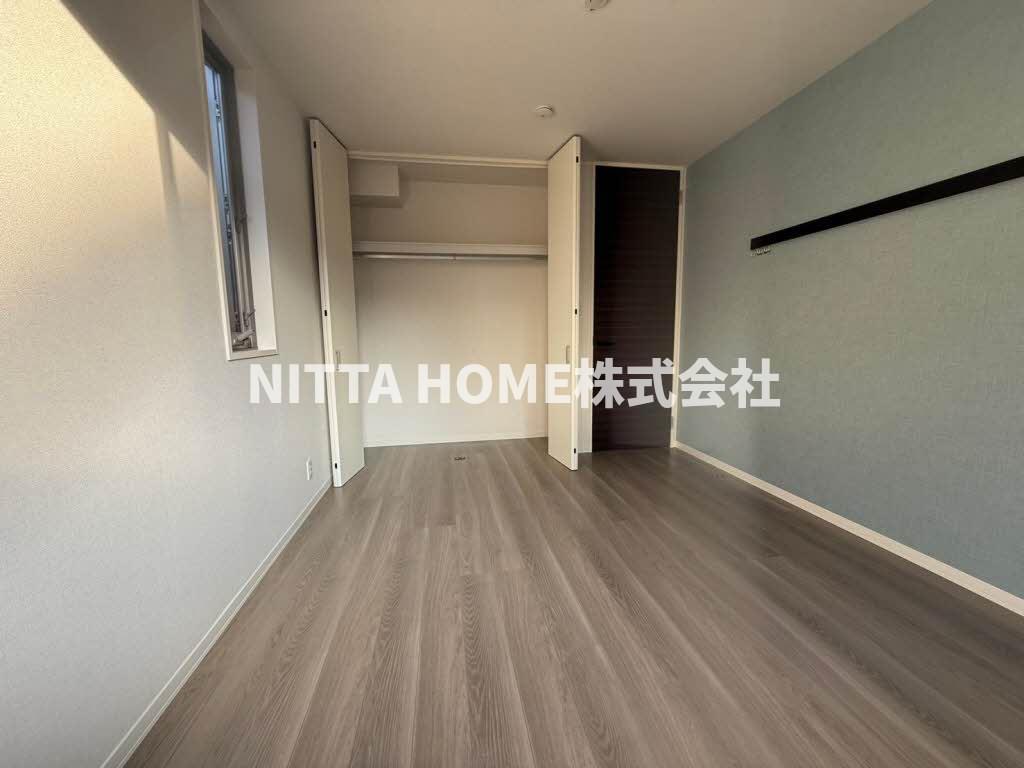 収納　全居室収納スペース付きです●