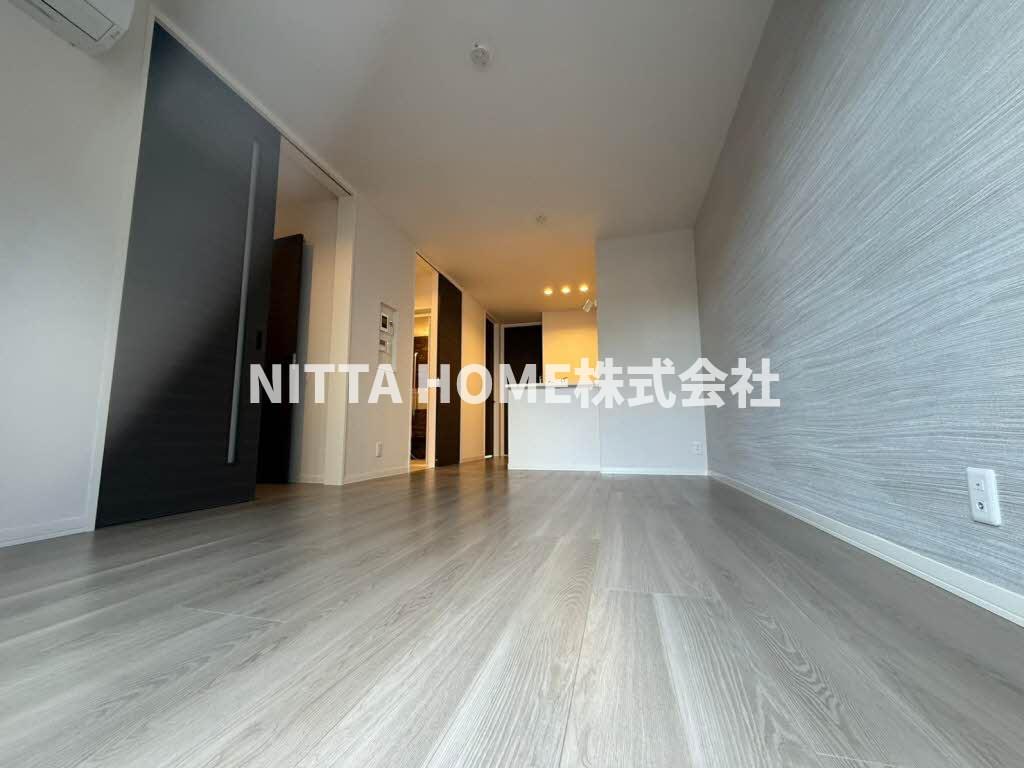 居室・リビング　リビングは12.2帖です☆彡