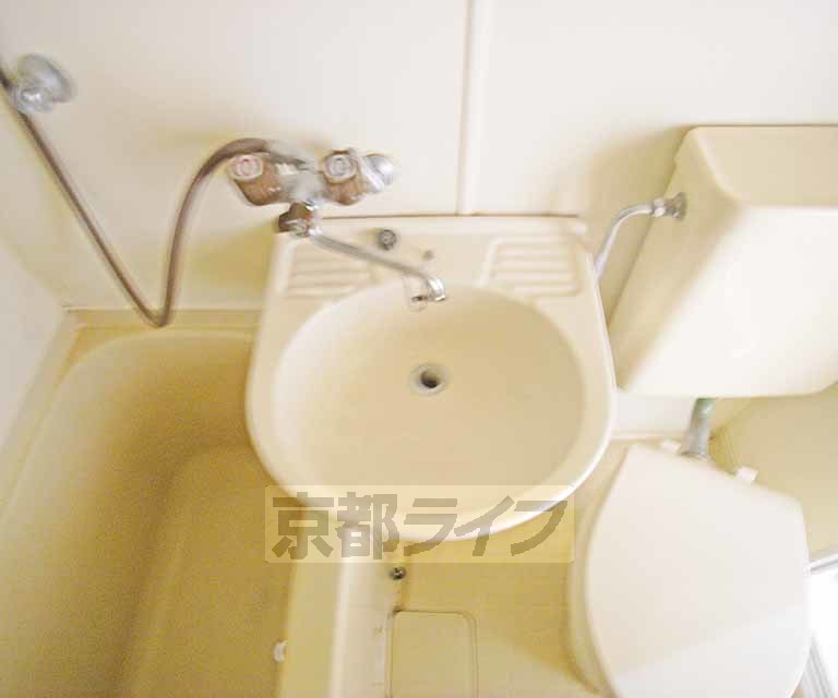 洗面設備　綺麗な洗面です。