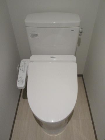 トイレ　別号室参考写真