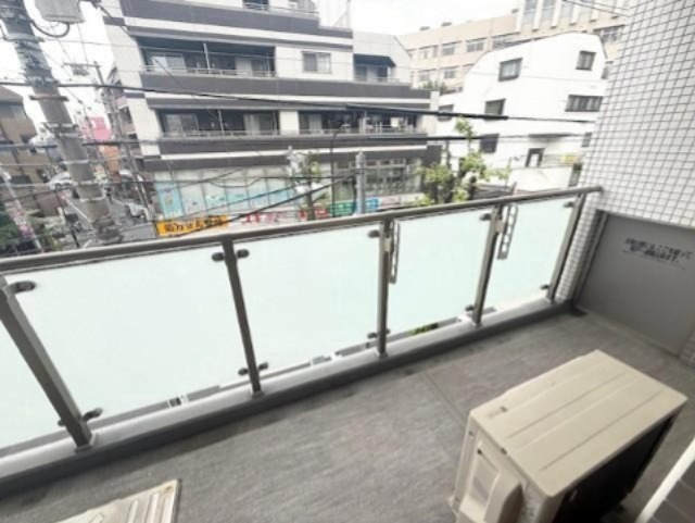 バルコニー　※同仕様写真含む