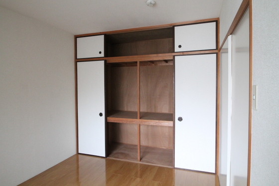 収納　※別部屋の写真です