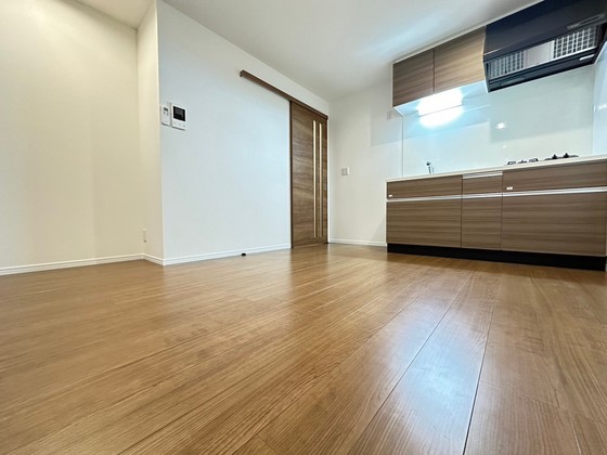 居室・リビング　※別部屋の写真です