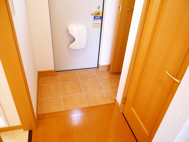 玄関　明るい玄関です