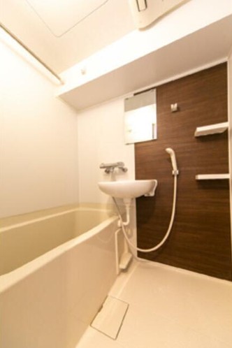 バス・シャワールーム　同タイプのお写真です