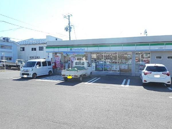 コンビニ　ファミリーマート外旭川店（コンビニ）まで346m