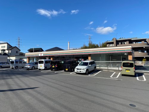 コンビニ　セブンイレブン 松戸大橋十字路店（コンビニ）まで1562m