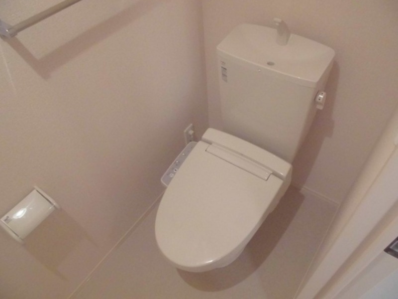 トイレ　図面と現状に相違がある場合には現状を優先