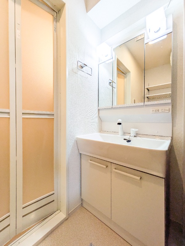 洗面設備　図面と現状に相違がある場合には現状を優先