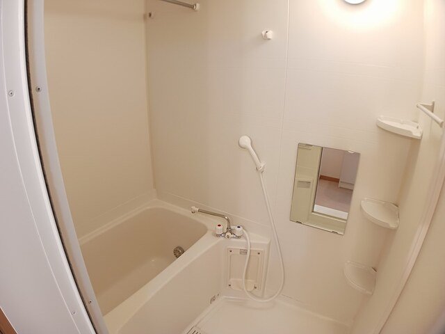 バス・シャワールーム　日々の暮らしに欠かせないお風呂です