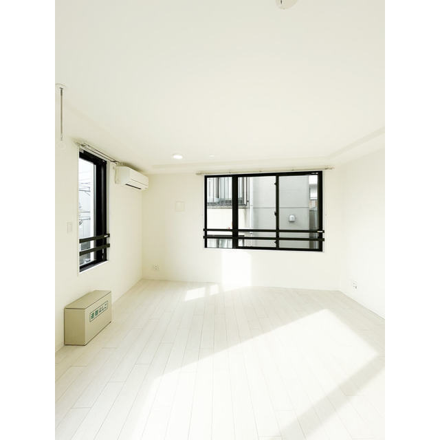 居室・リビング　ゆったりとした居間です