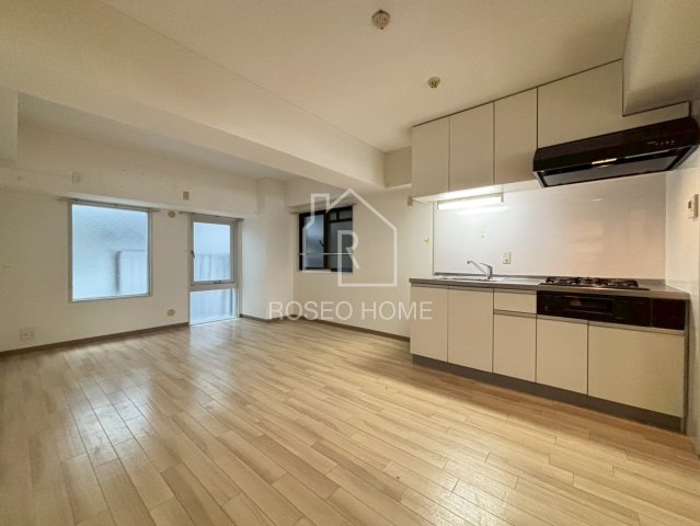 居室・リビング　同マンション別部屋：参考写真