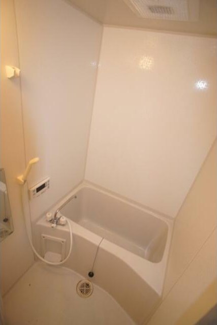 バス・シャワールーム　バスルーム